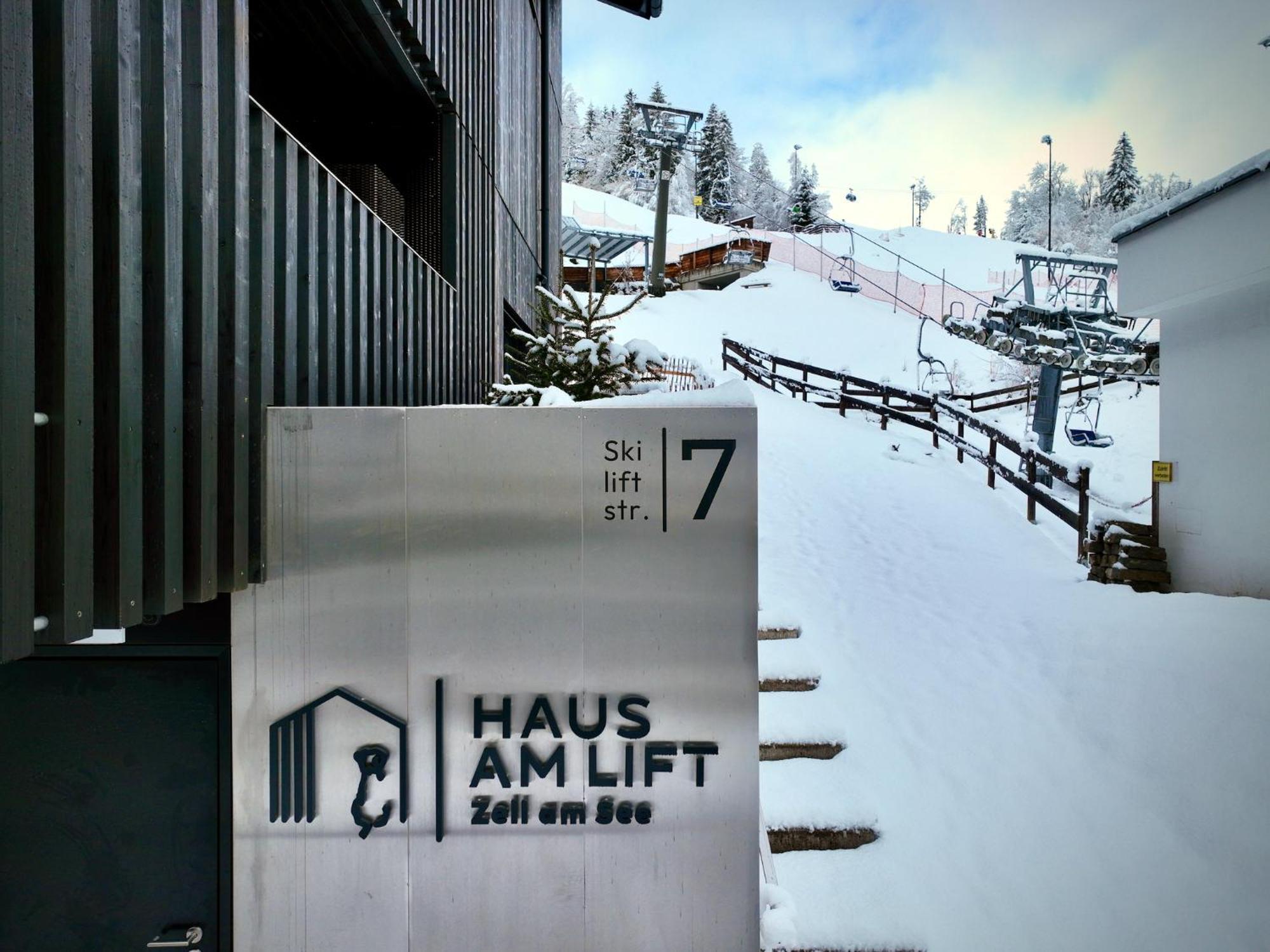 Haus Am Lift - Summercard Included - Ski-In Ski-Out Zell am See Bagian luar foto